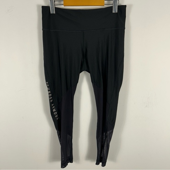 💕 Under armour cropped Black Compression Leggings L - Picture 1 of 8